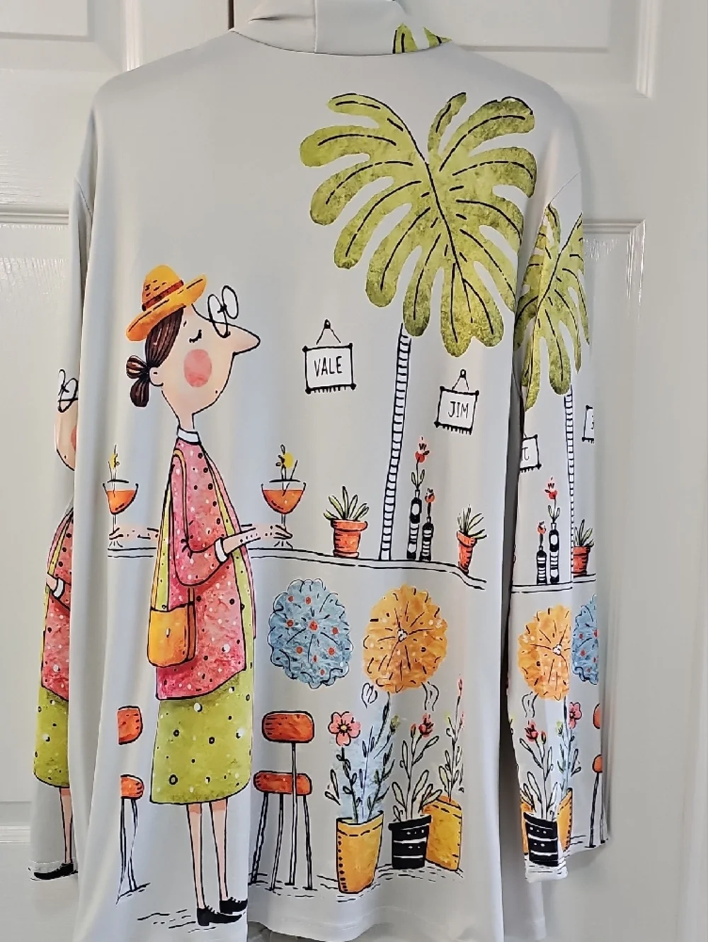 NWT XL Women’s Cream Graphic "Tropical Cafe" Cardigan Whimsical Vibrant Light - Picture 9 of 15